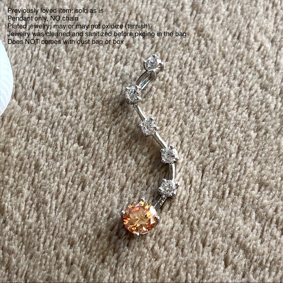 ✨2/$15✨ Pendant: Pendant with Orange & Clear Stones, 4 cm 🛍 Bundle Me! - Picture 2 of 13